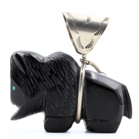 Vintage Zuni Buffalo Fetish Sculpted Onyx 2" Large Sterling Silver Pendant - Picture 4 of 9